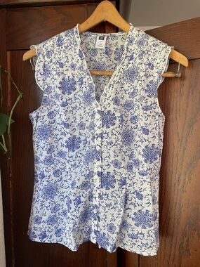 GAP Women’s Blue Floral Sleeveless Button-Front Top - XS